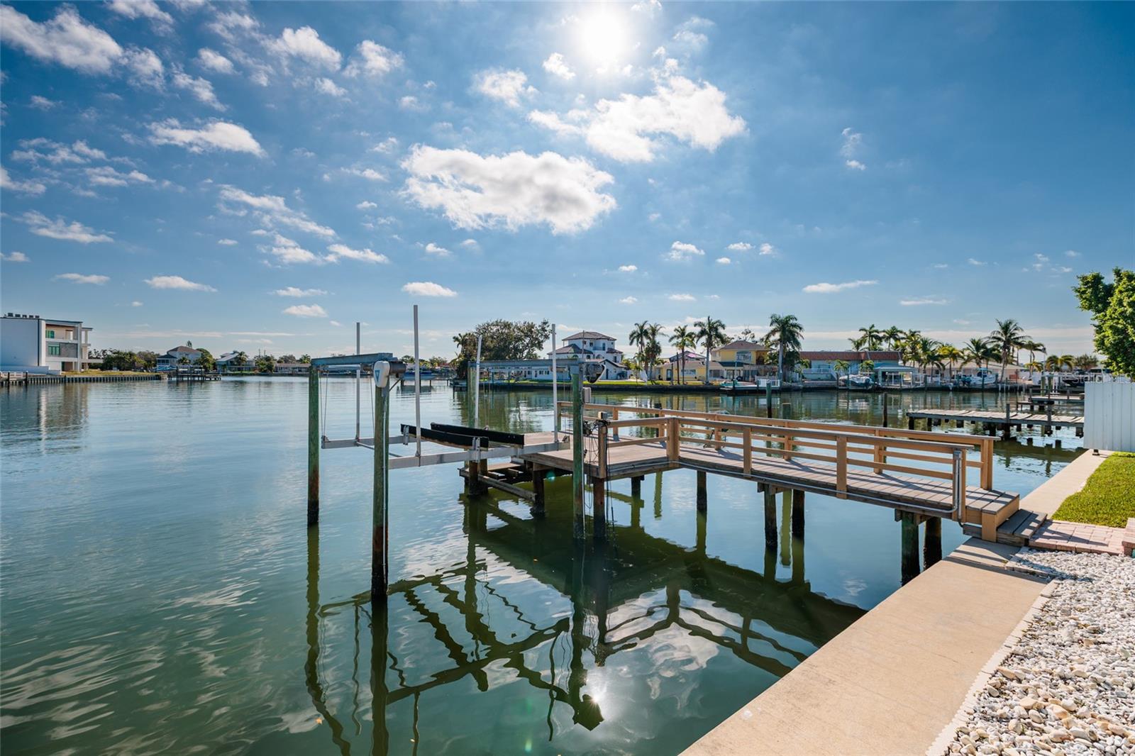 Image 35 of 39 For 1440 Sea Gull Drive S