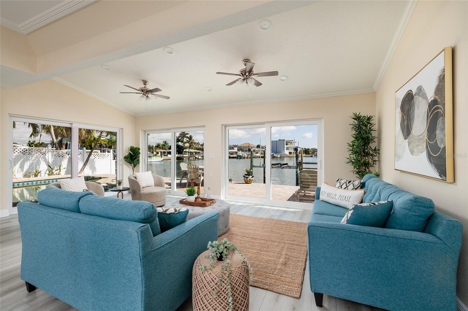 Image 9 of 39 For 1440 Sea Gull Drive S