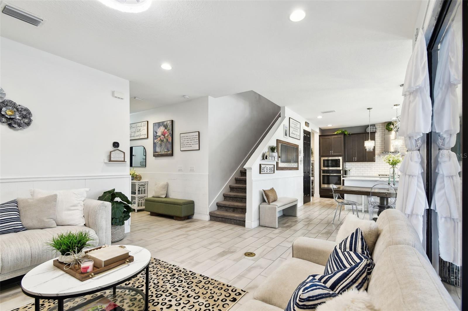 Image 16 of 91 For 12643 Horseshoe Bend Drive