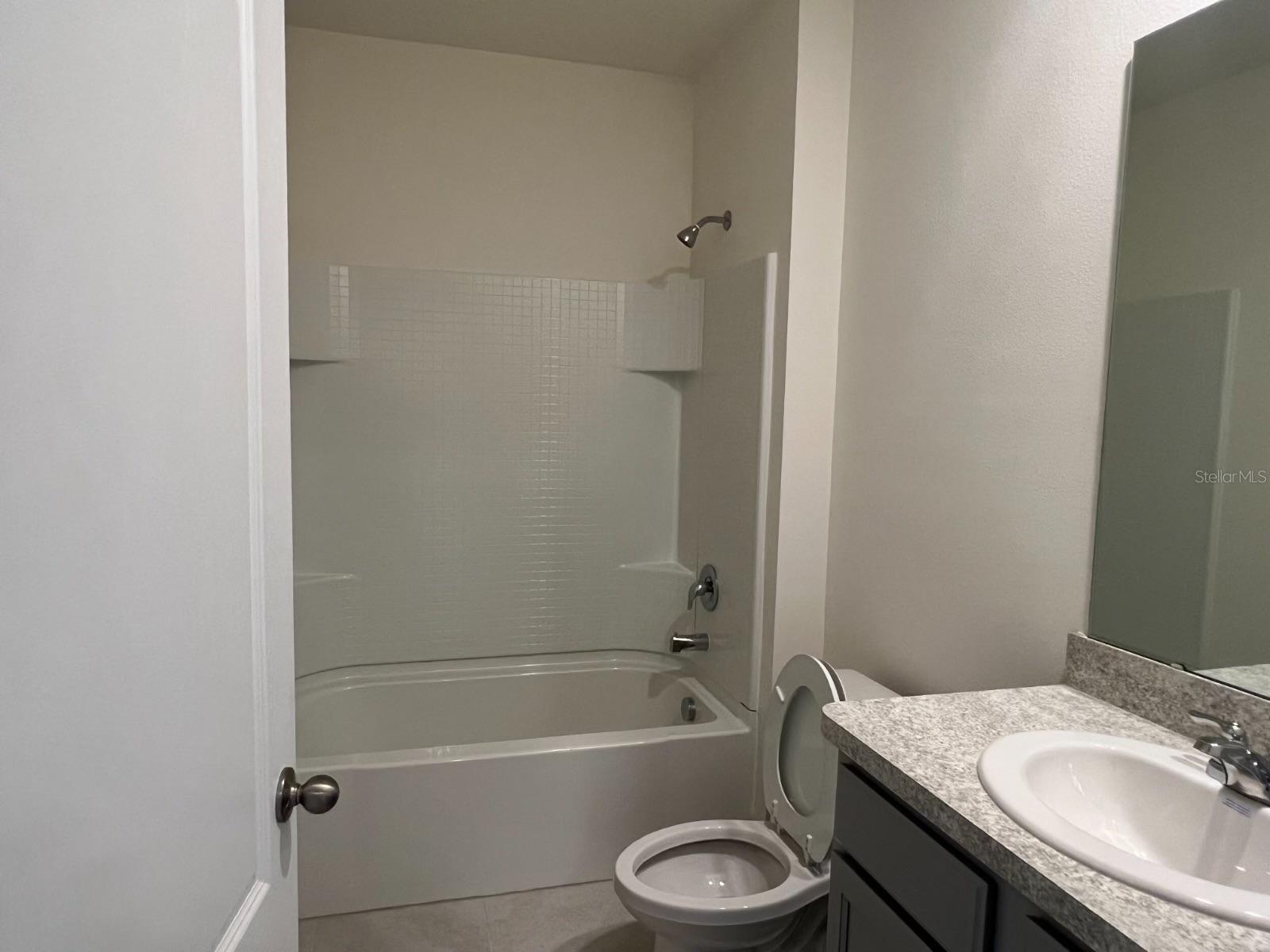 Image 16 of 21 For 528 Boardwalk Avenue