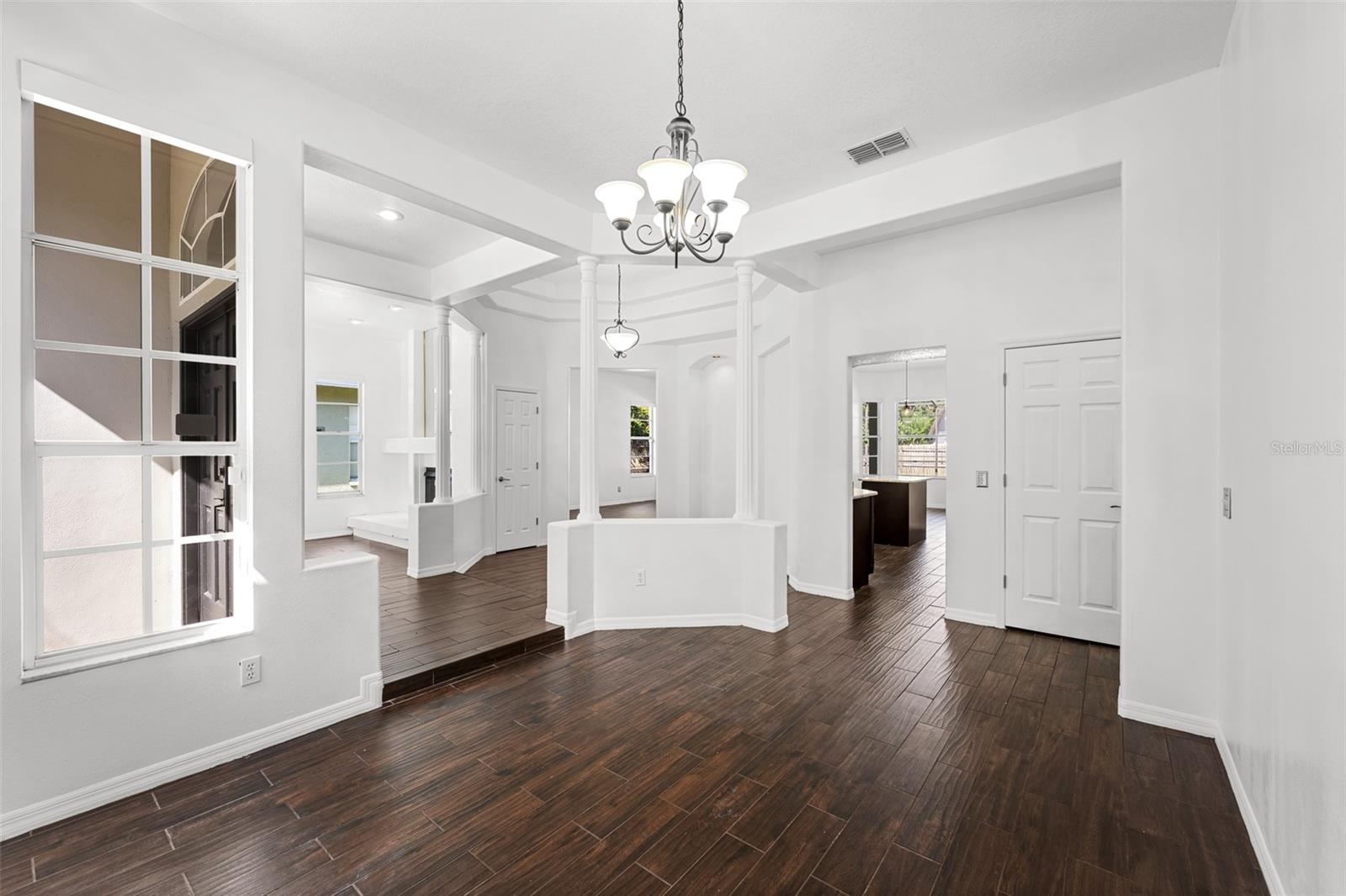 Image 28 of 50 For 4214 Kipling Avenue