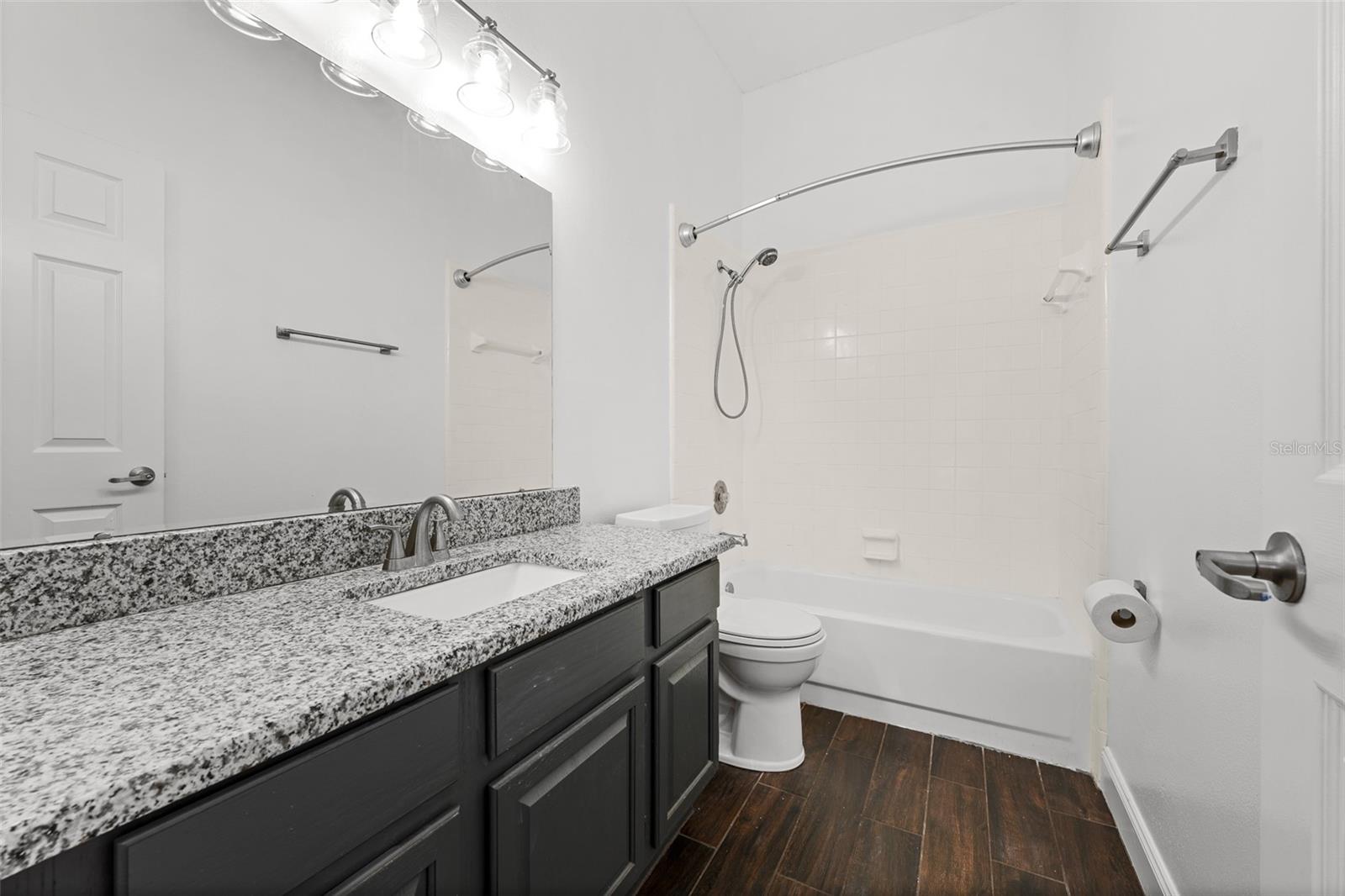 Image 29 of 50 For 4214 Kipling Avenue