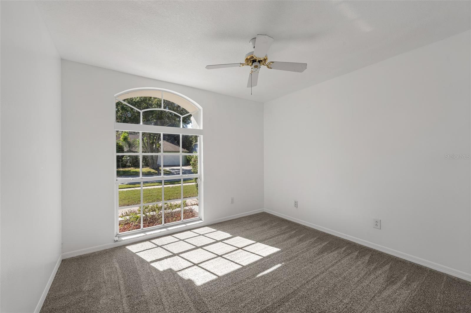 Image 32 of 50 For 4214 Kipling Avenue