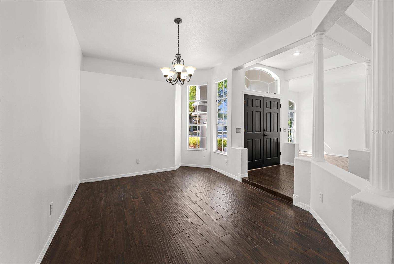 Image 9 of 50 For 4214 Kipling Avenue