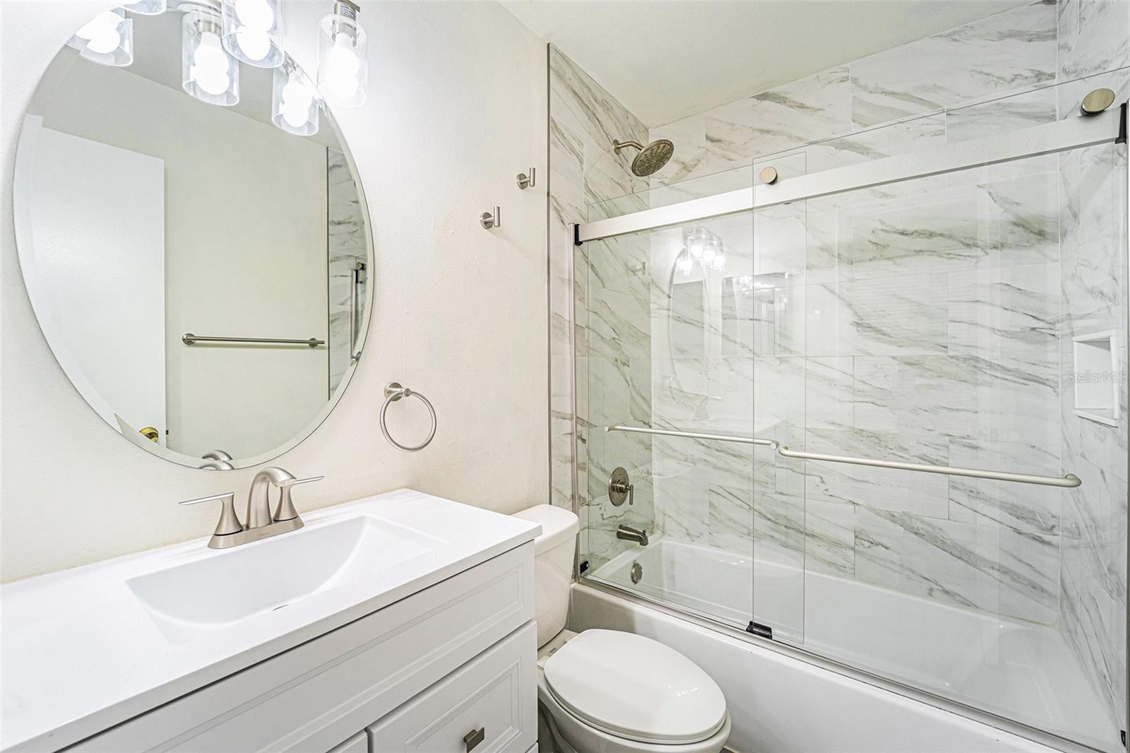 Image 19 of 26 For 10315 Fernbrook Lane