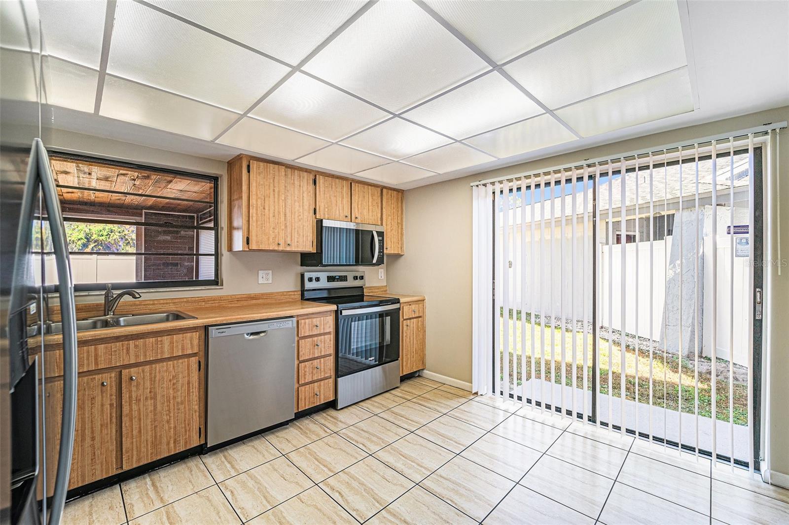 Image 9 of 26 For 10315 Fernbrook Lane