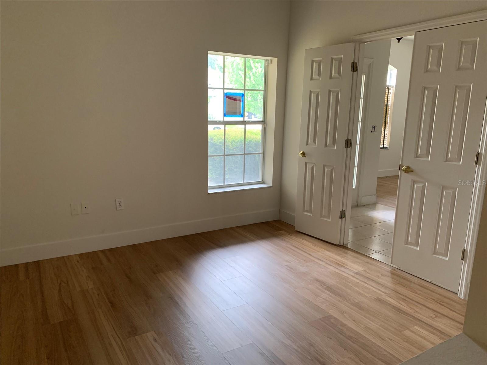 Image 19 of 23 For 1945 Blue River Road