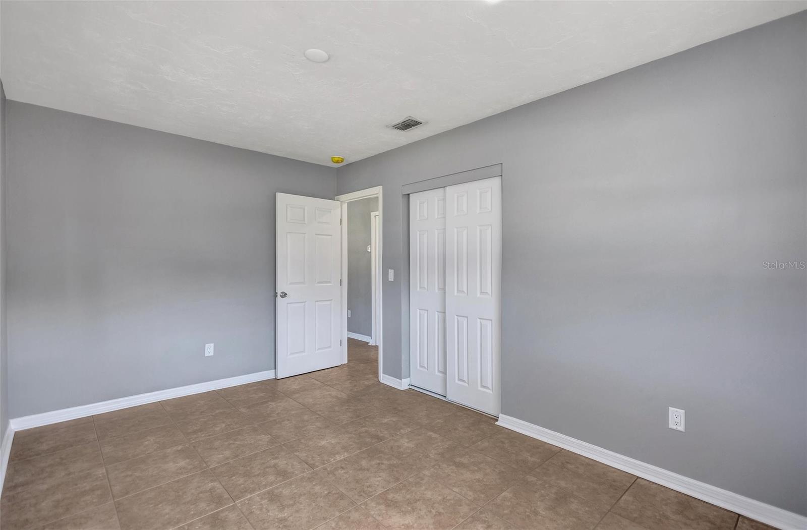 Image 13 of 23 For 7132 Oelsner Street