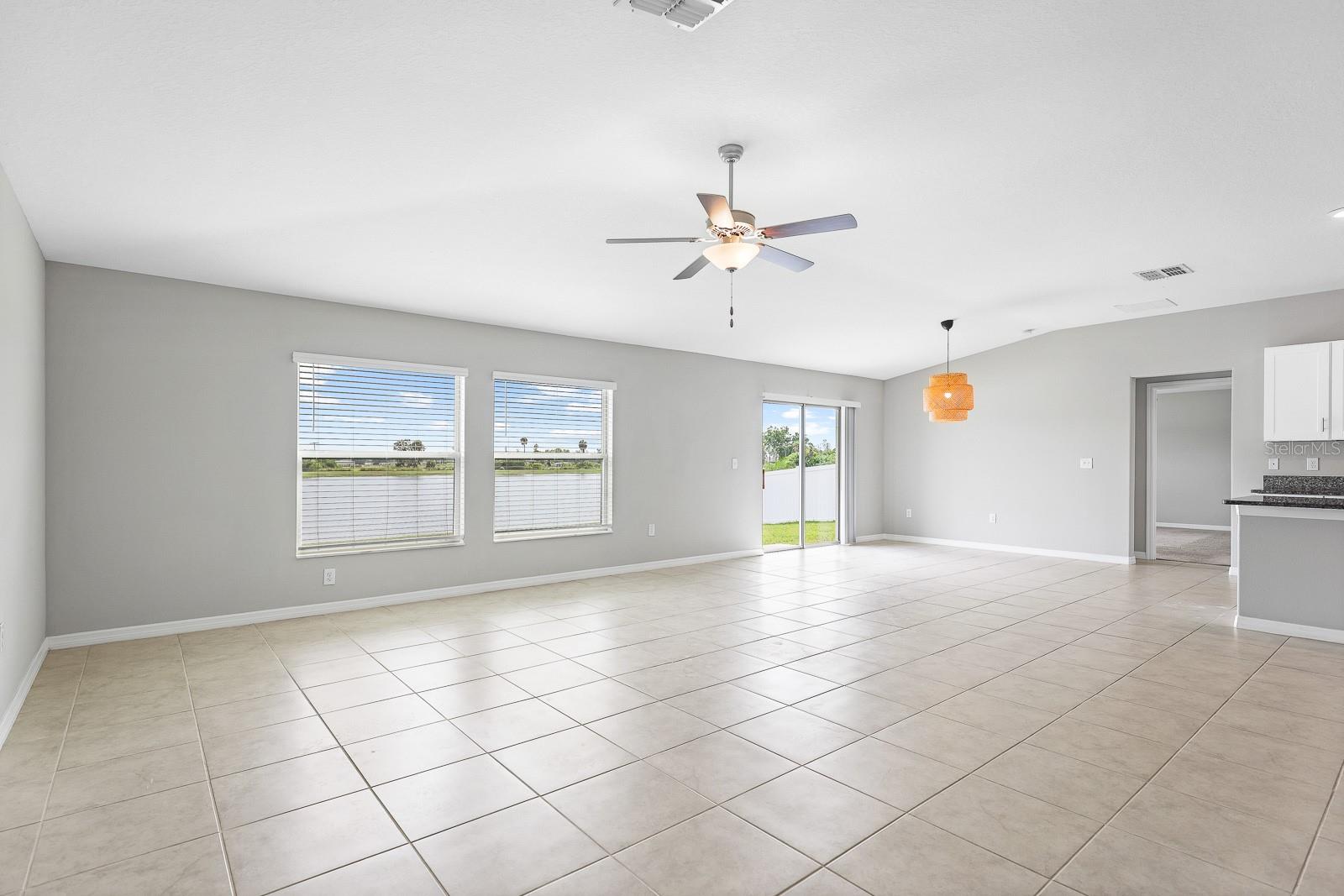 Image 15 of 46 For 190 Rain Berry Avenue