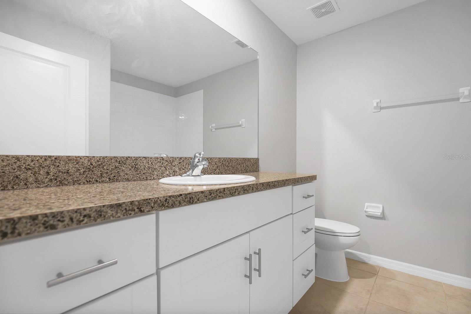 Image 38 of 46 For 190 Rain Berry Avenue