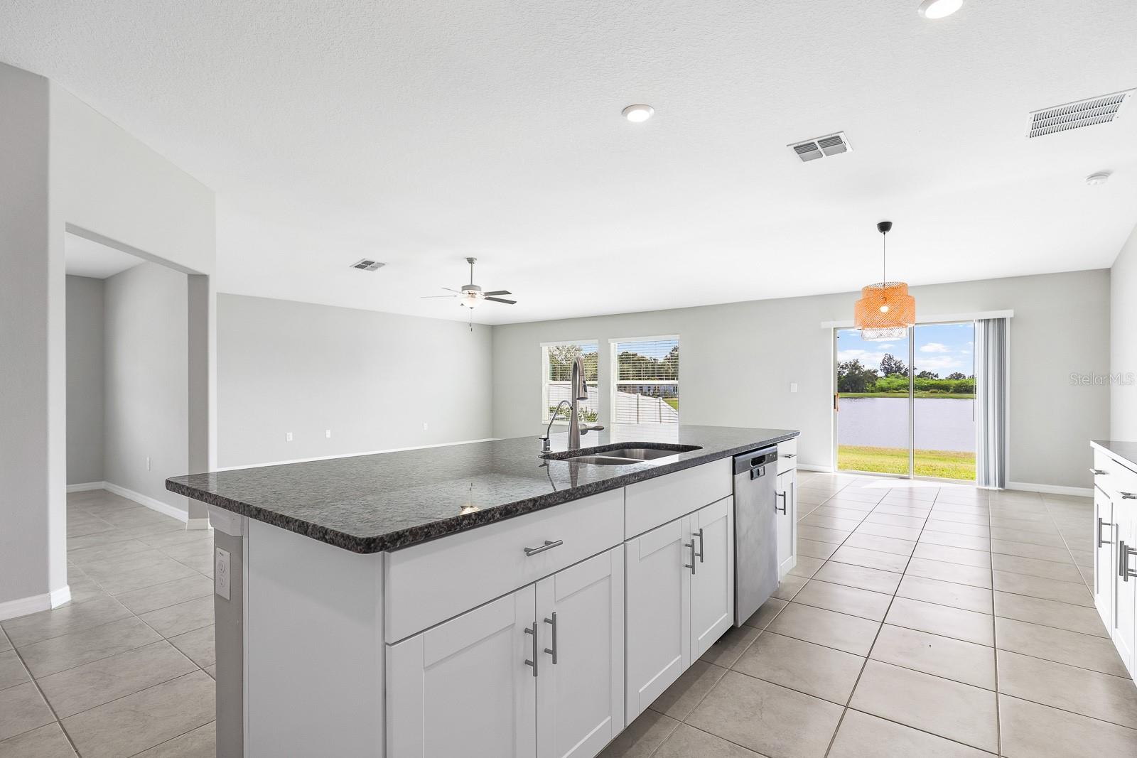 Image 8 of 46 For 190 Rain Berry Avenue