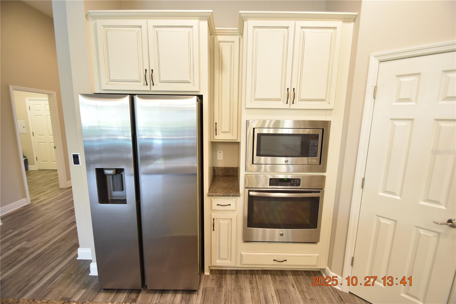 Image 14 of 57 For 13807 Moonstone Canyon Drive