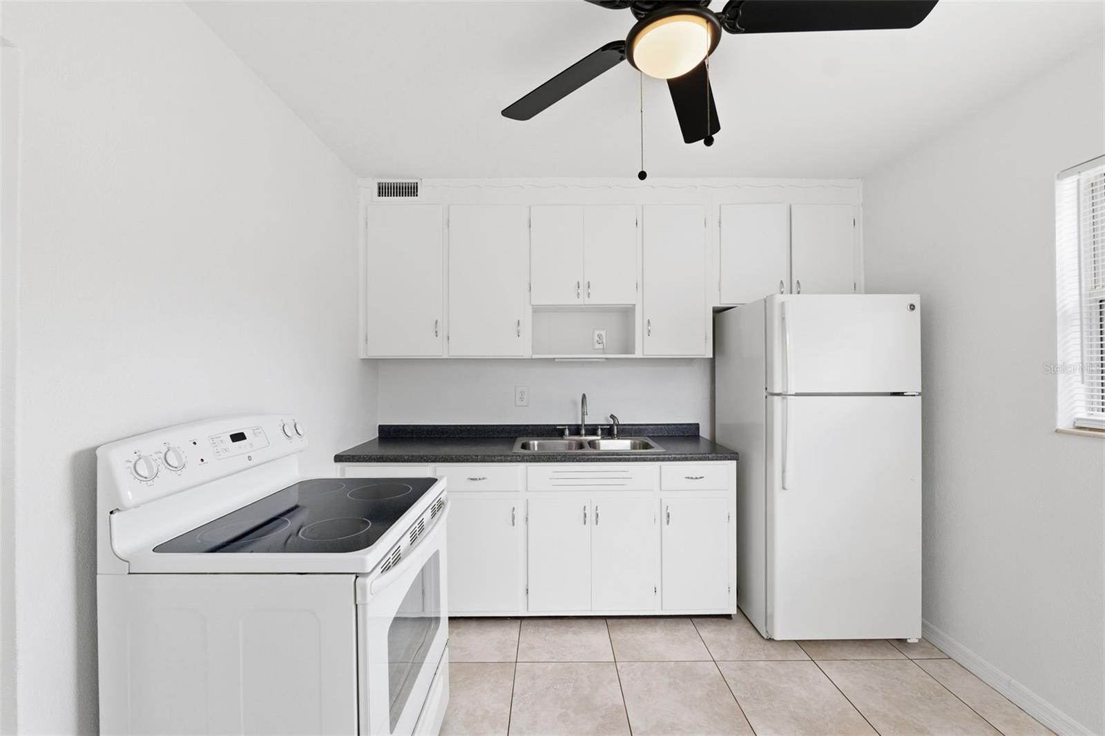 Image 12 of 31 For 7961 52nd Lane N