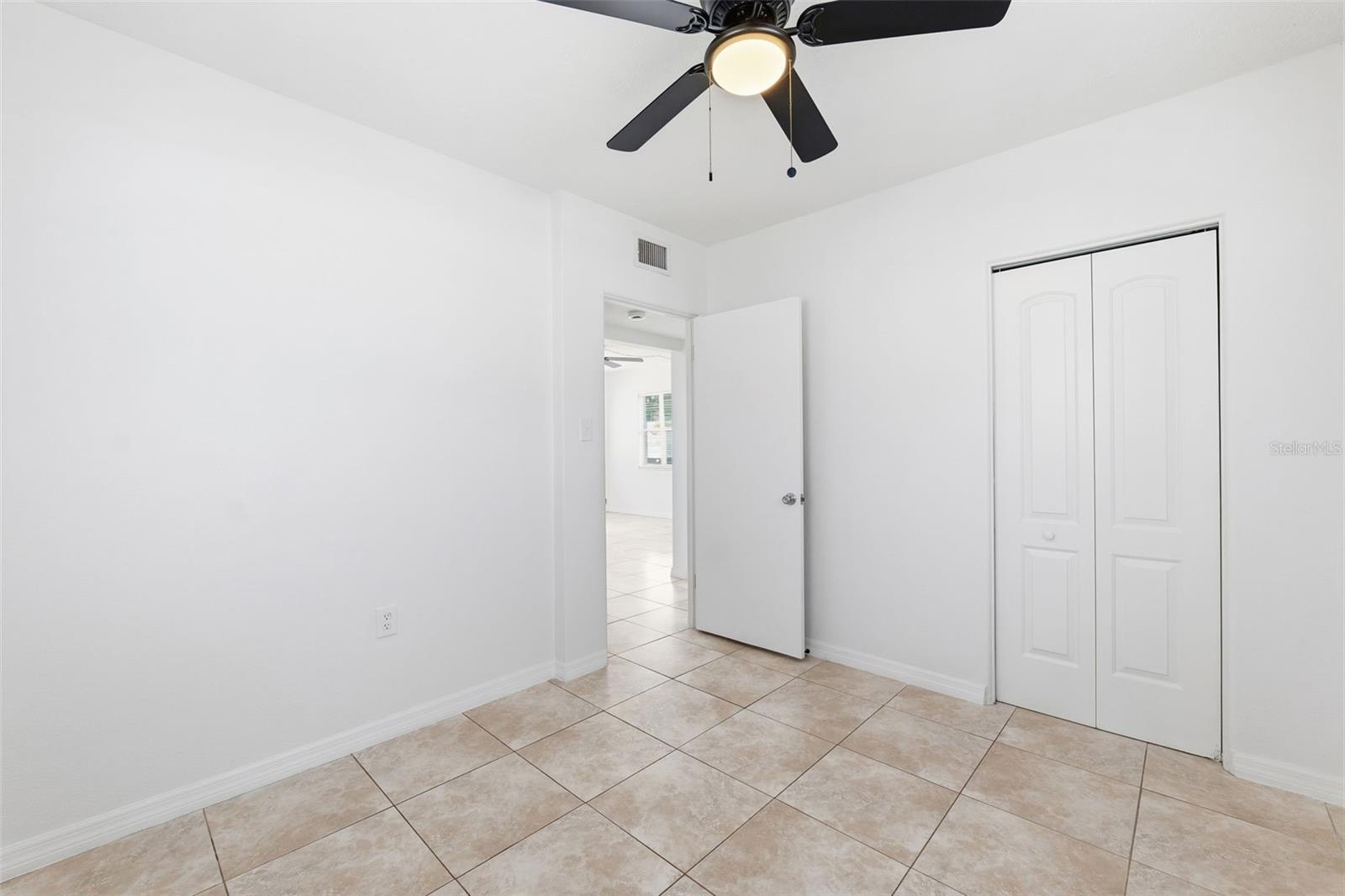 Image 19 of 31 For 7961 52nd Lane N