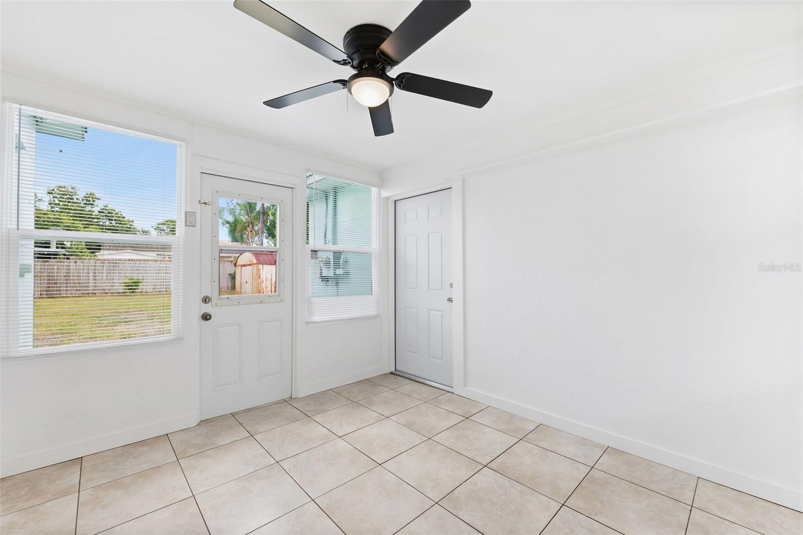 Image 23 of 31 For 7961 52nd Lane N