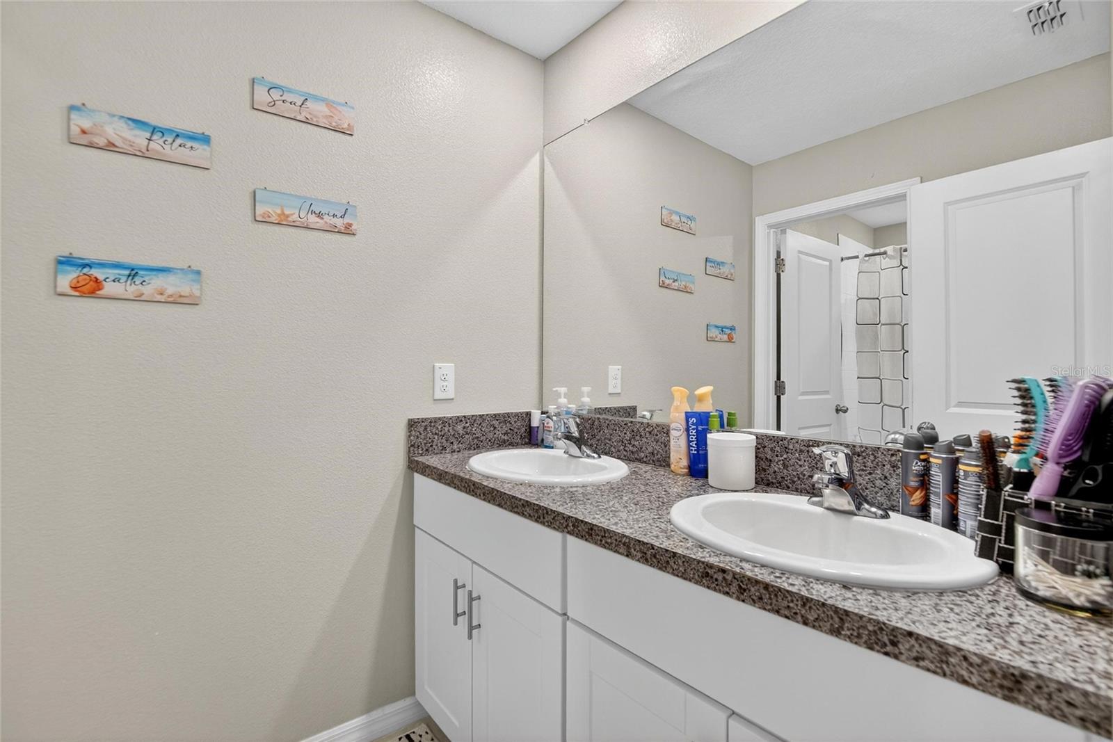 Image 46 of 80 For 31783 Sun Kettle Loop