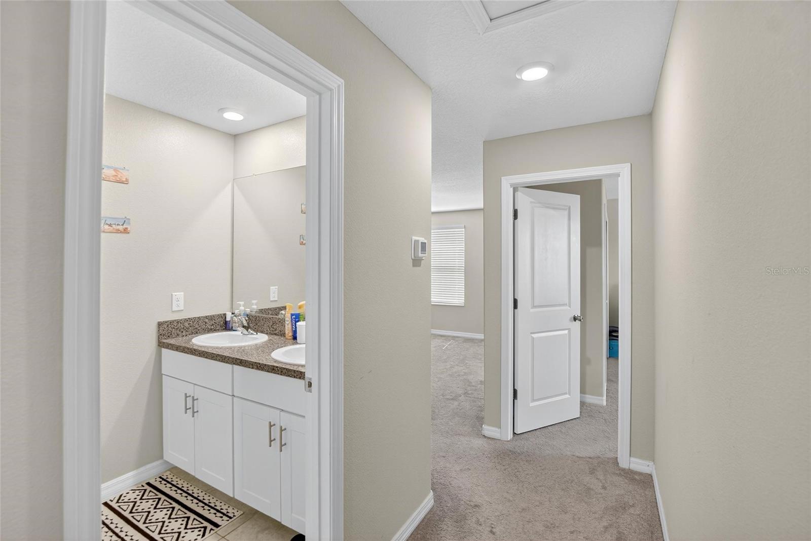 Image 56 of 80 For 31783 Sun Kettle Loop