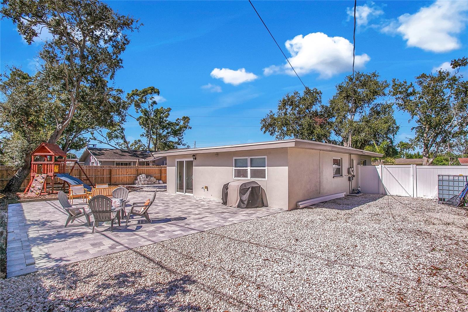 Image 19 of 24 For 2213 Hemerick Place