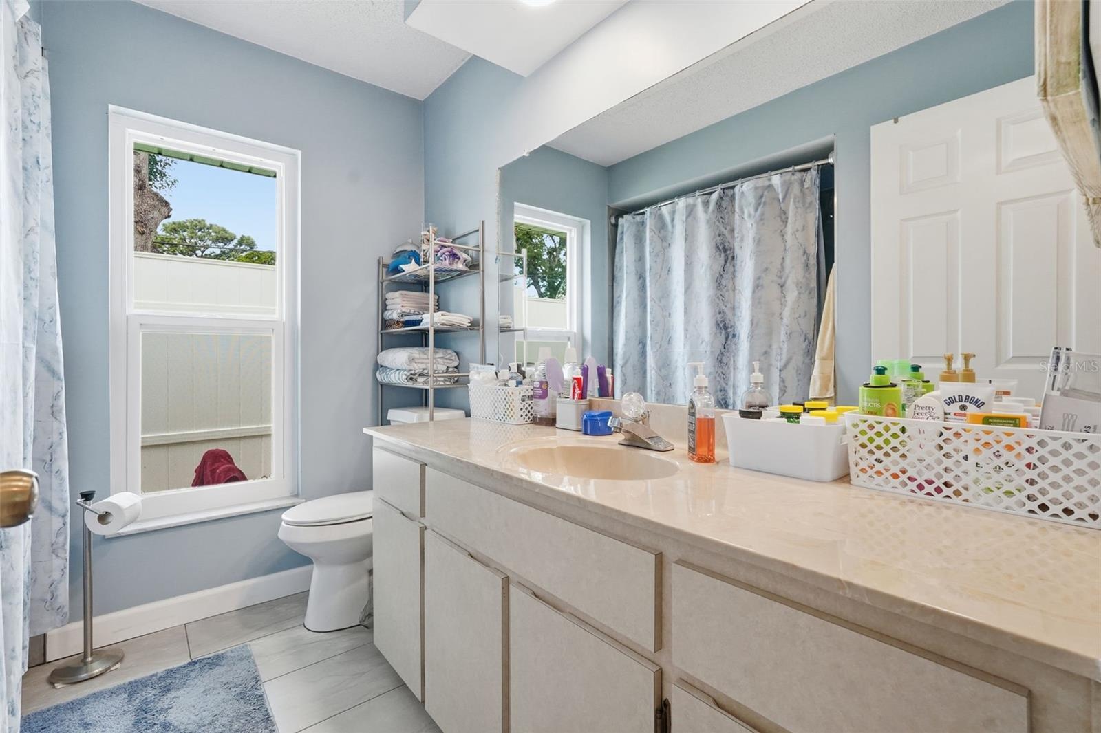 Image 27 of 42 For 10490 Little Street