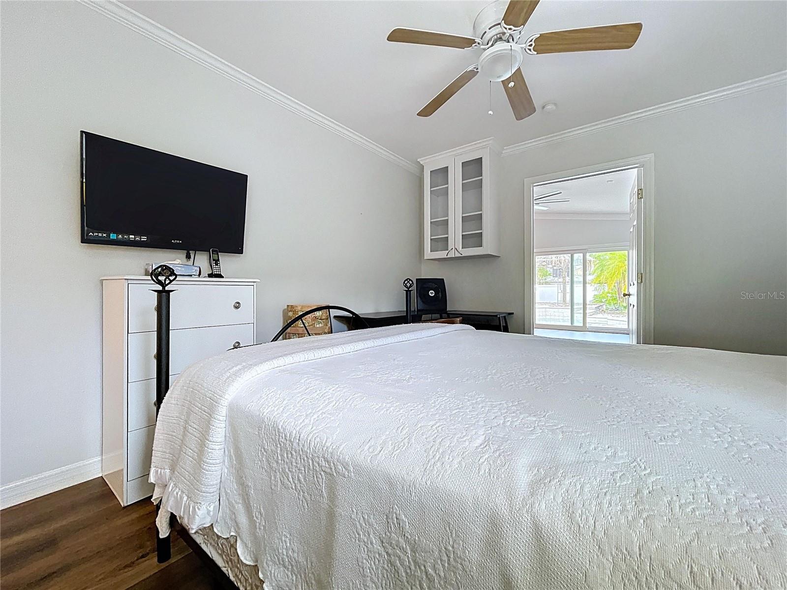 Image 19 of 40 For 210 Lee Street