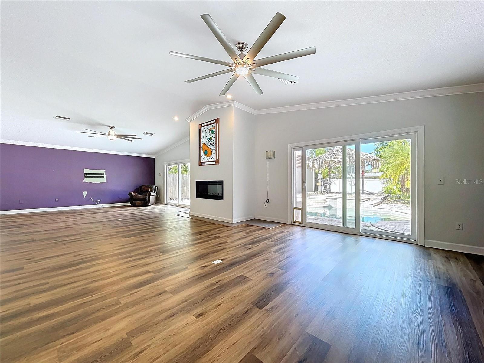 Image 21 of 40 For 210 Lee Street