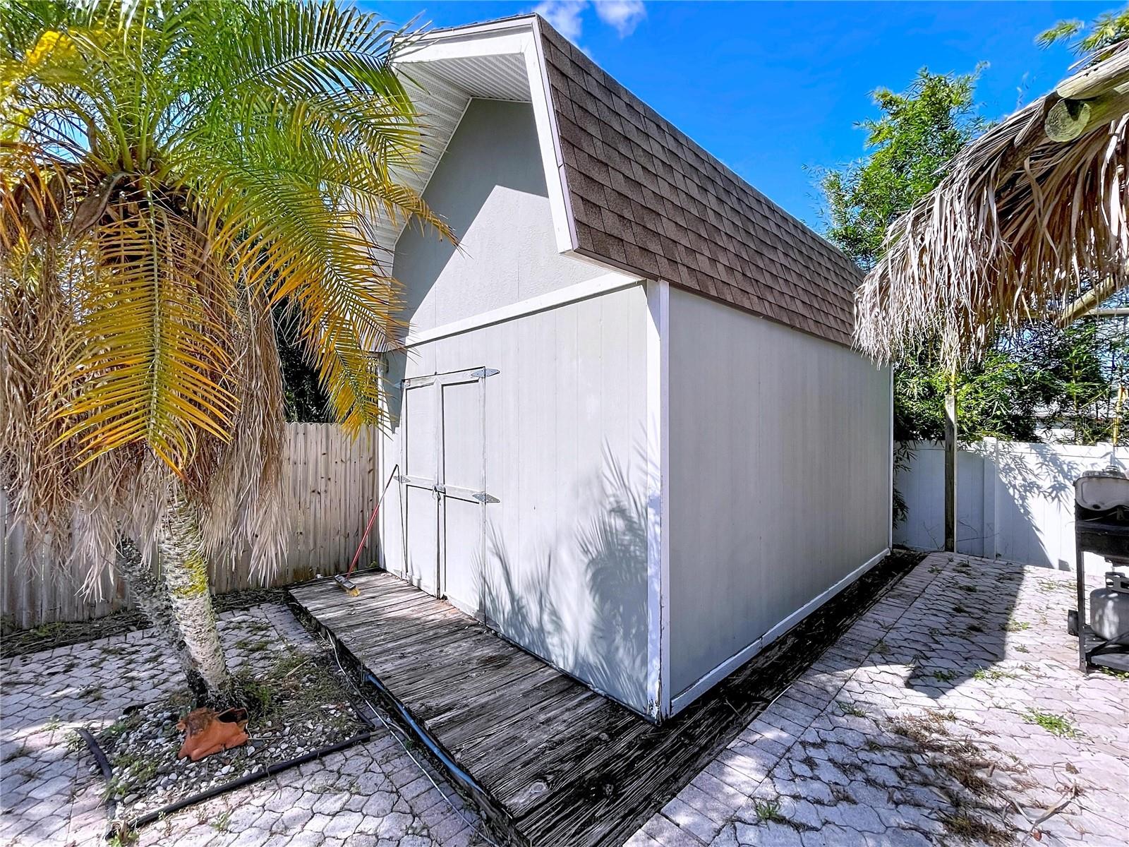 Image 35 of 40 For 210 Lee Street