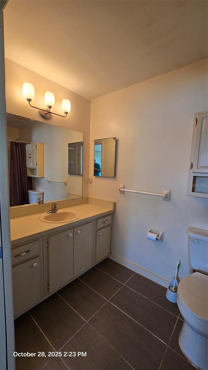 Image 16 of 23 For 1826 Foxhunt Drive B