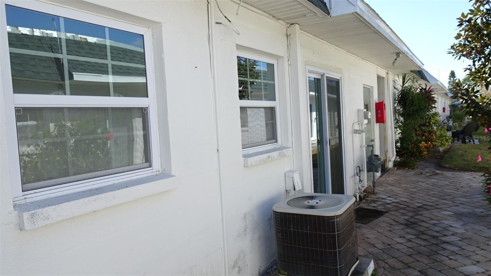 Image 19 of 33 For 7809 38th Terrace N