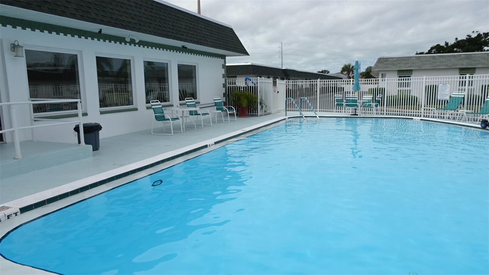 Image 27 of 33 For 7809 38th Terrace N