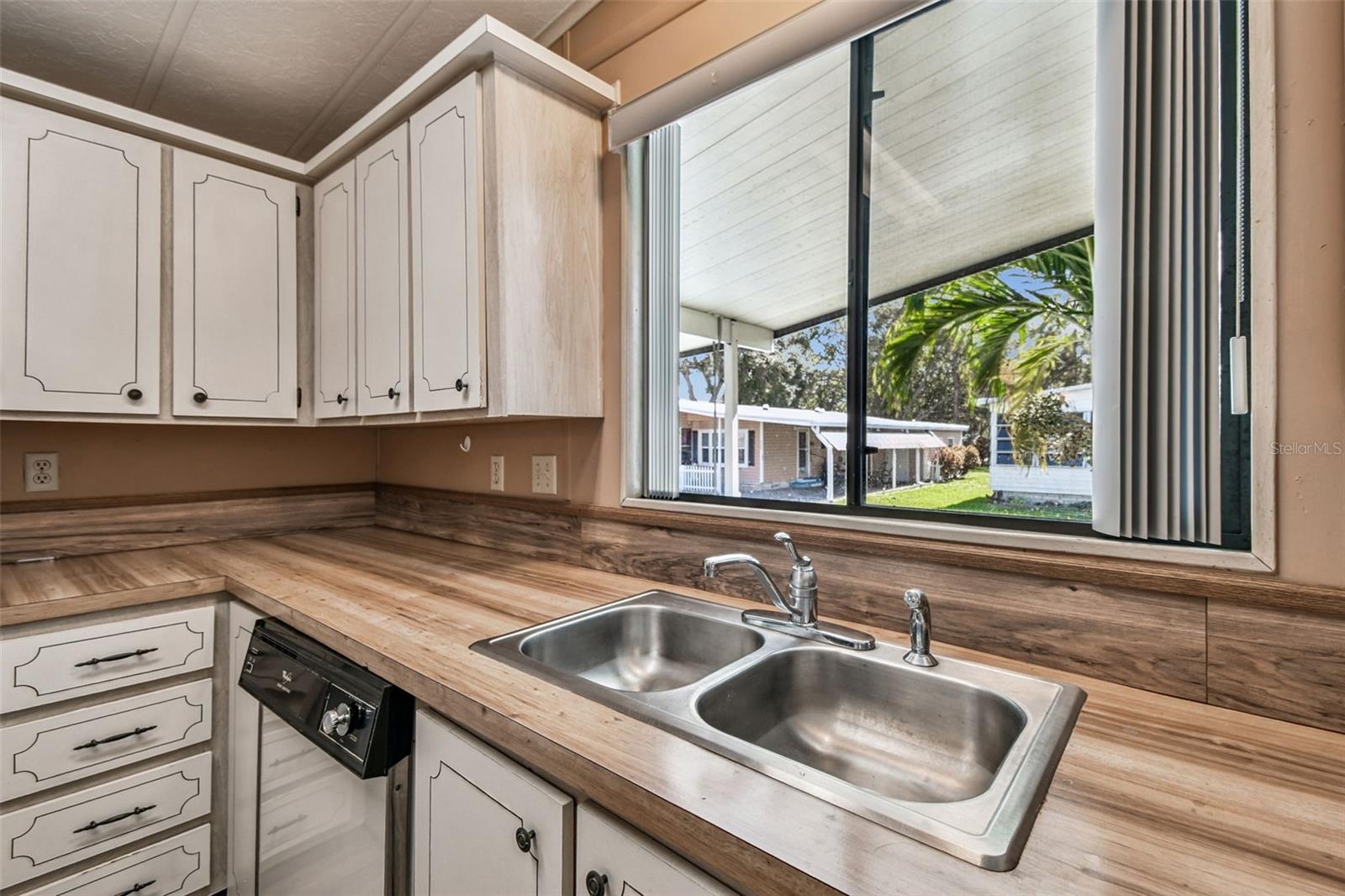 Image 12 of 77 For 12501 Ulmerton Road 182