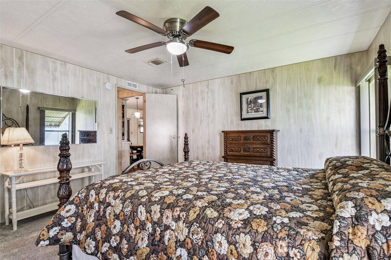 Image 33 of 77 For 12501 Ulmerton Road 182