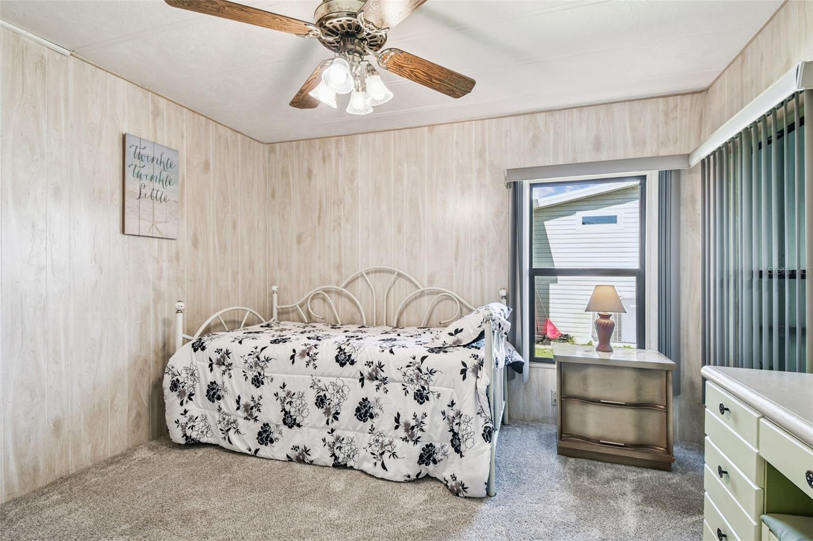 Image 39 of 77 For 12501 Ulmerton Road 182