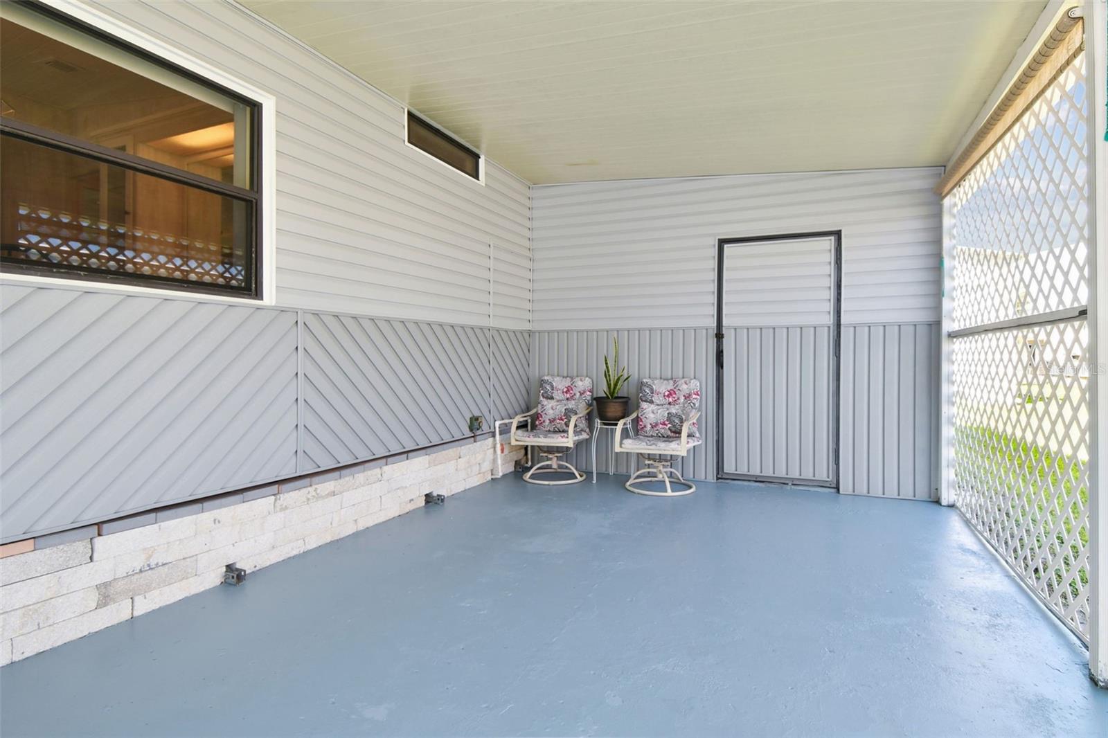 Image 47 of 77 For 12501 Ulmerton Road 182