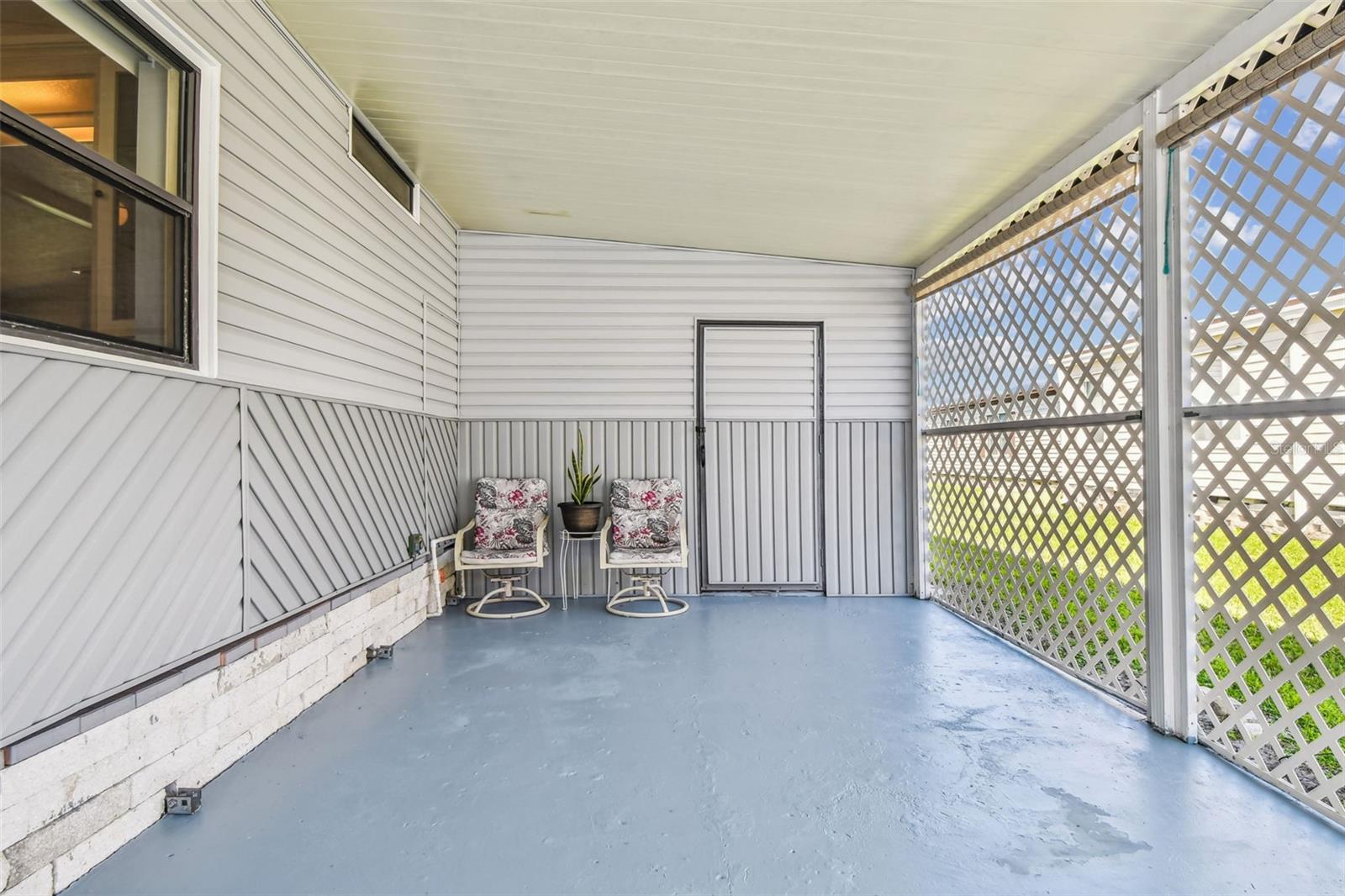 Image 48 of 77 For 12501 Ulmerton Road 182