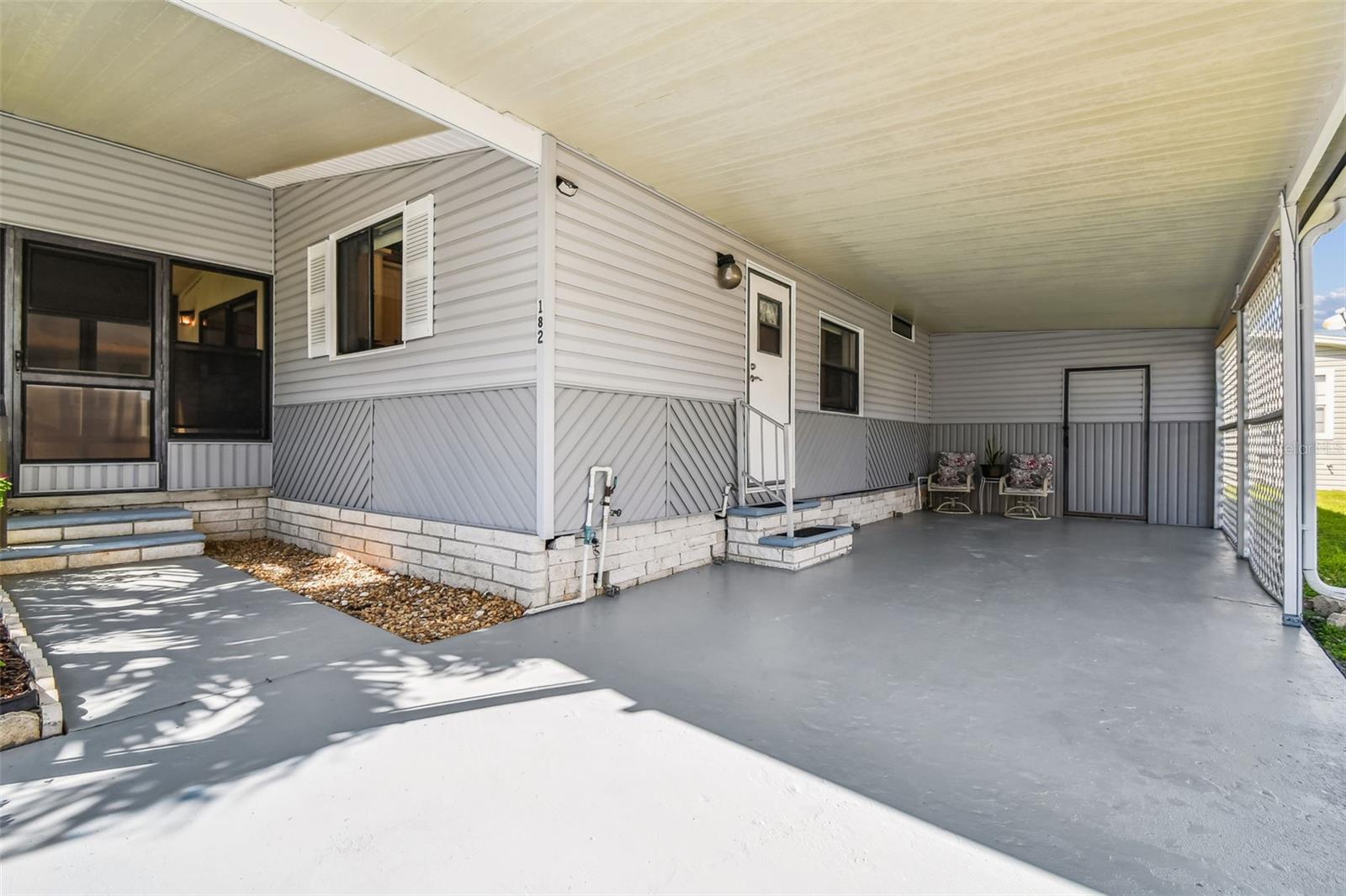 Image 5 of 77 For 12501 Ulmerton Road 182