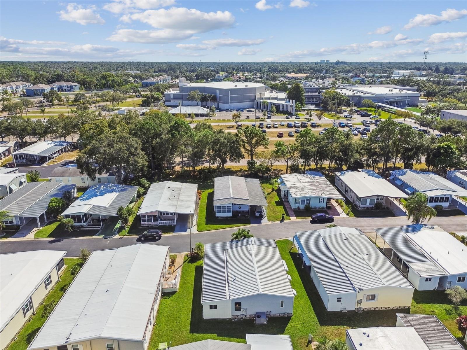 Image 59 of 77 For 12501 Ulmerton Road 182