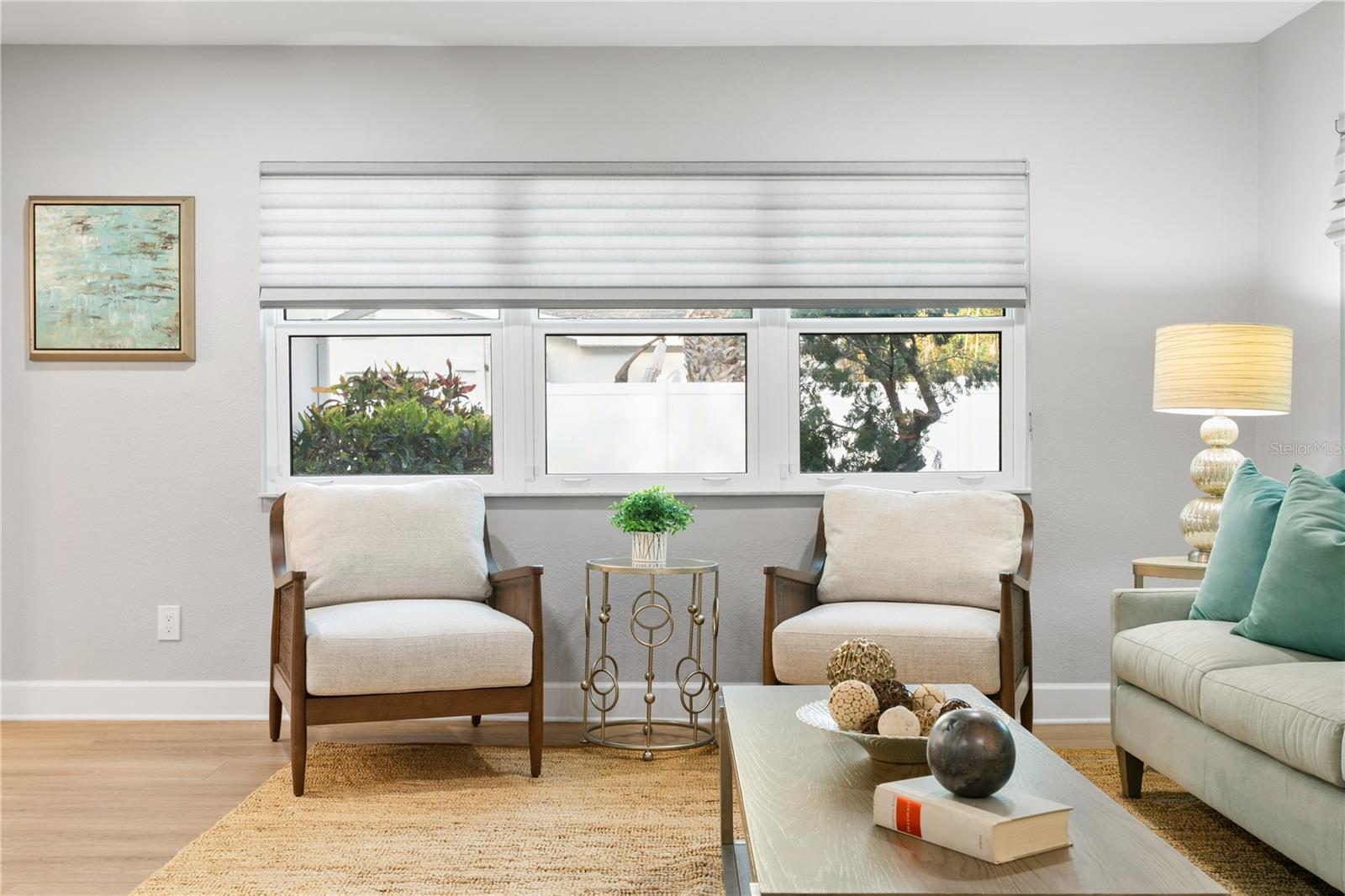 Image 15 of 93 For 936 31st Avenue Ne