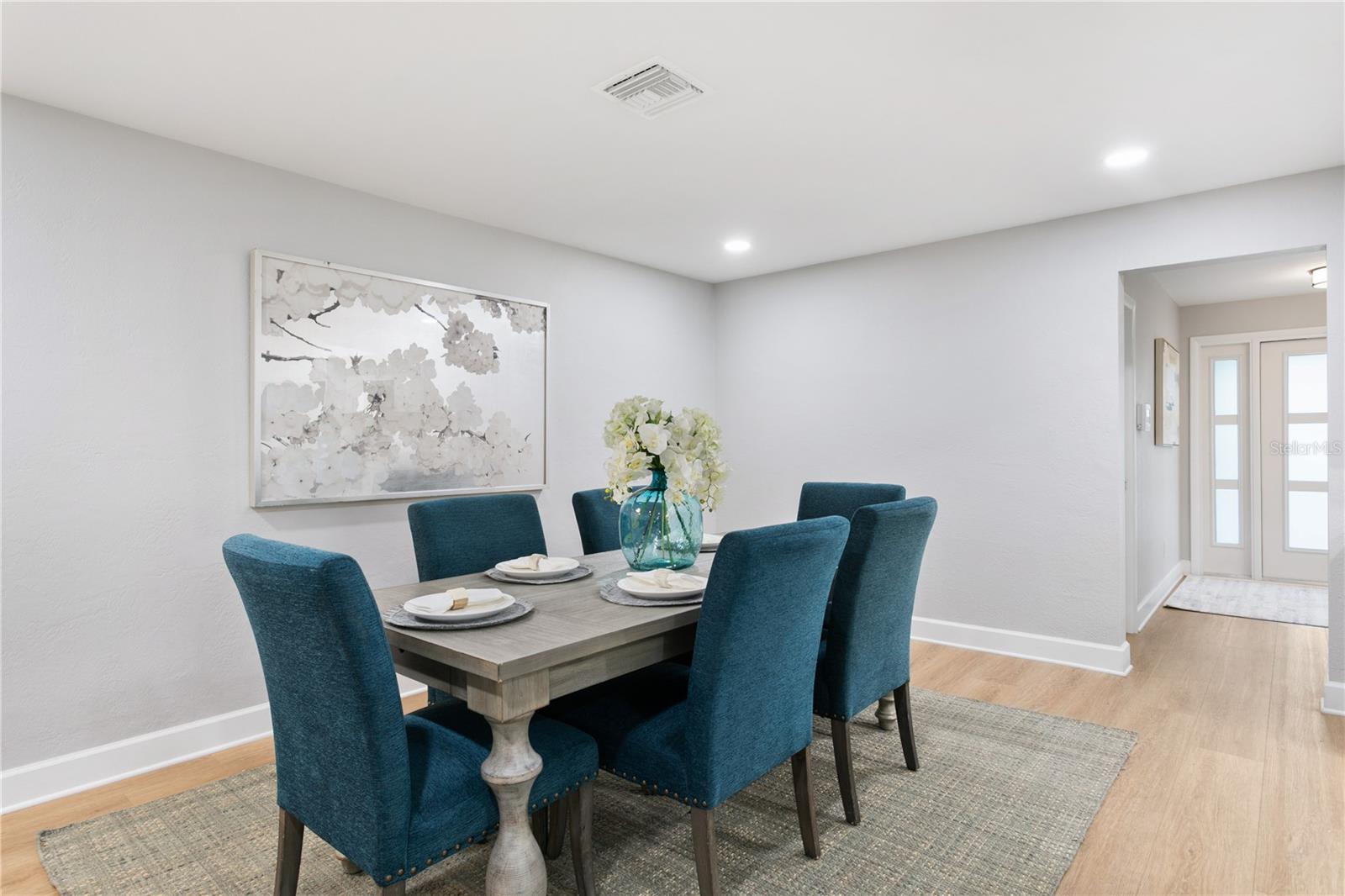 Image 20 of 93 For 936 31st Avenue Ne