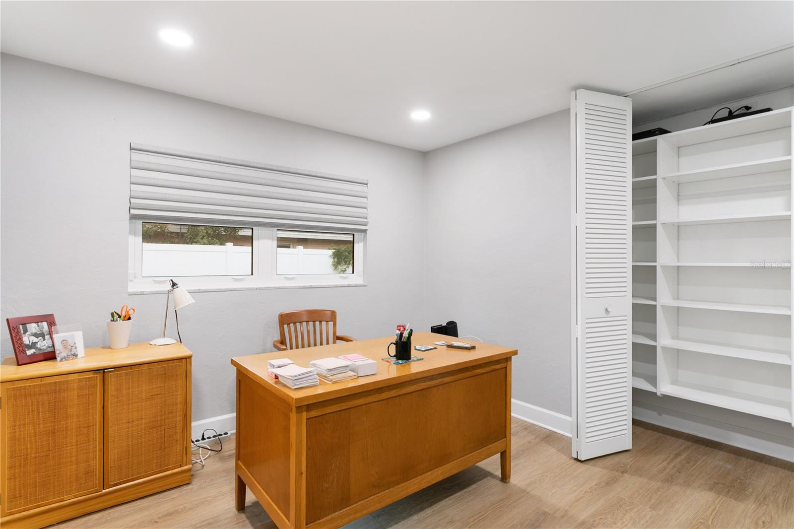 Image 25 of 93 For 936 31st Avenue Ne