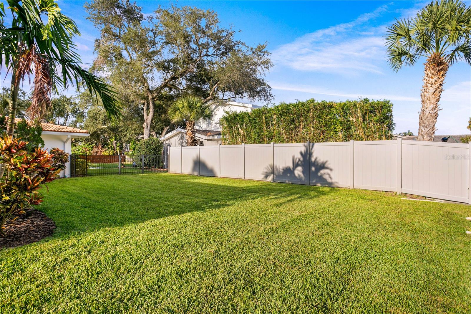 Image 41 of 93 For 936 31st Avenue Ne