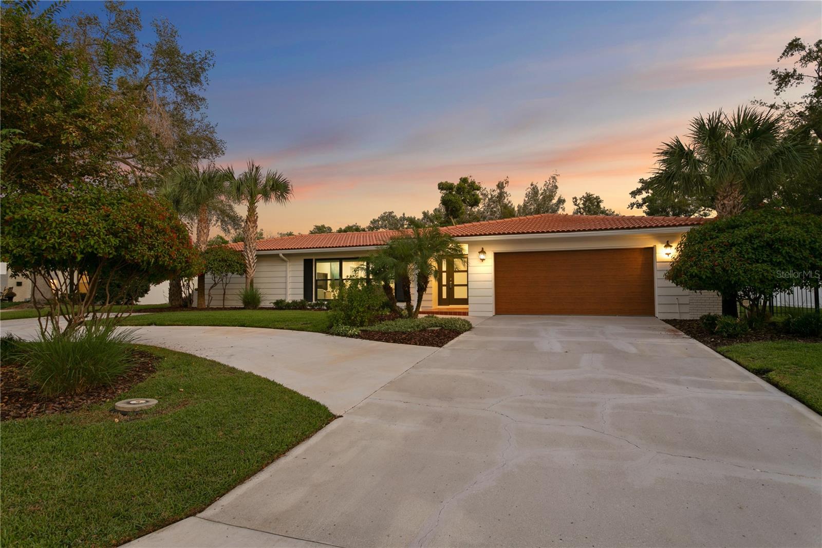 Image 56 of 93 For 936 31st Avenue Ne