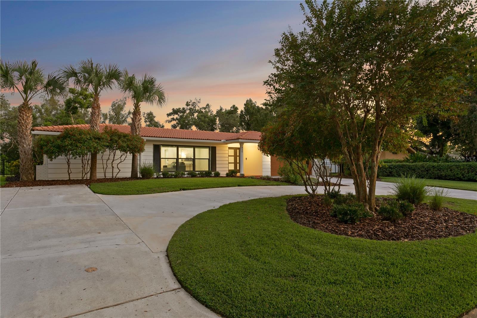 Image 57 of 93 For 936 31st Avenue Ne