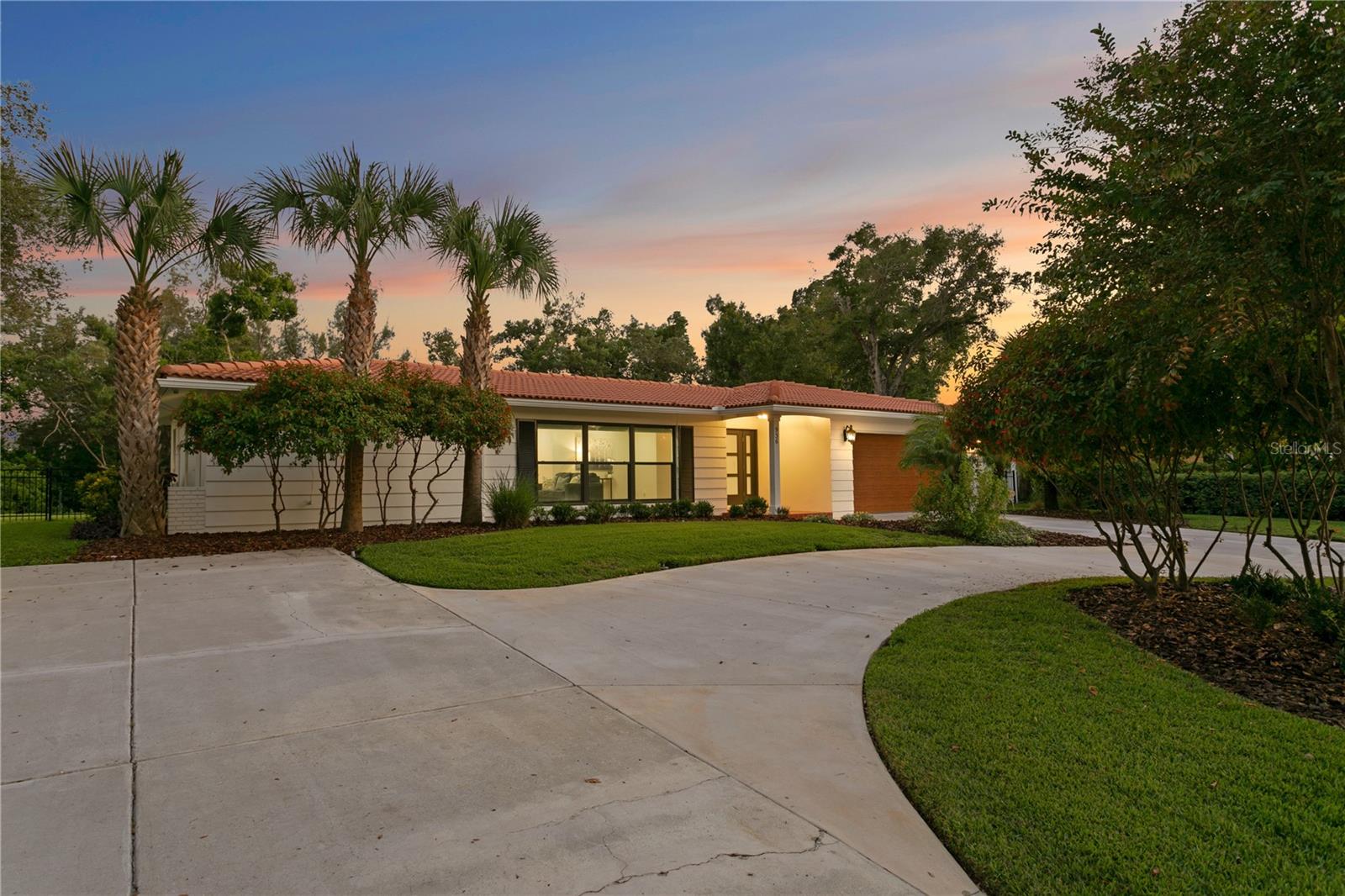 Image 58 of 93 For 936 31st Avenue Ne