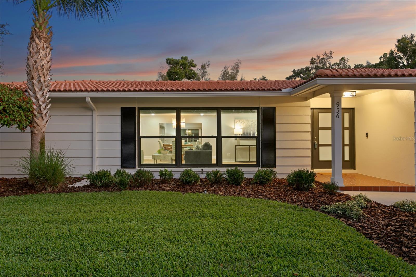 Image 60 of 93 For 936 31st Avenue Ne