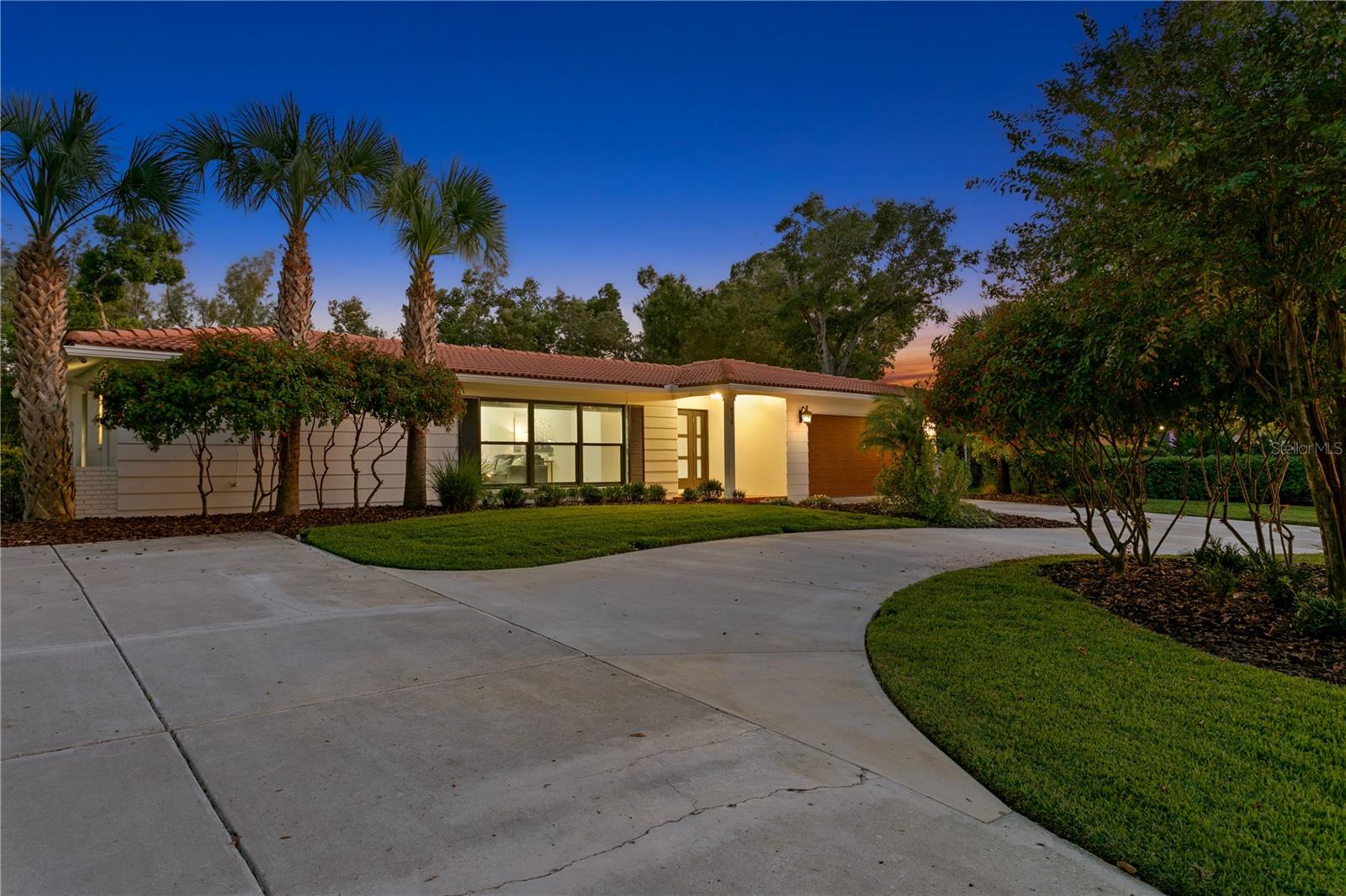 Image 65 of 93 For 936 31st Avenue Ne