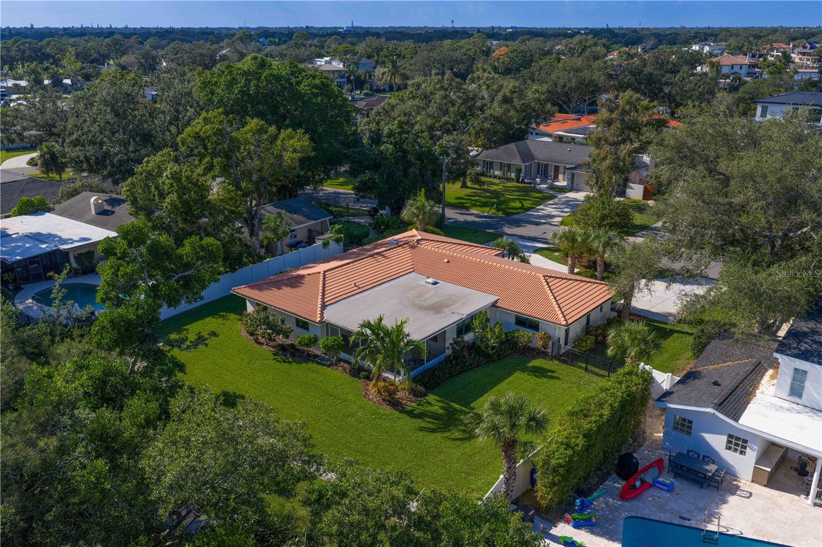 Image 75 of 93 For 936 31st Avenue Ne