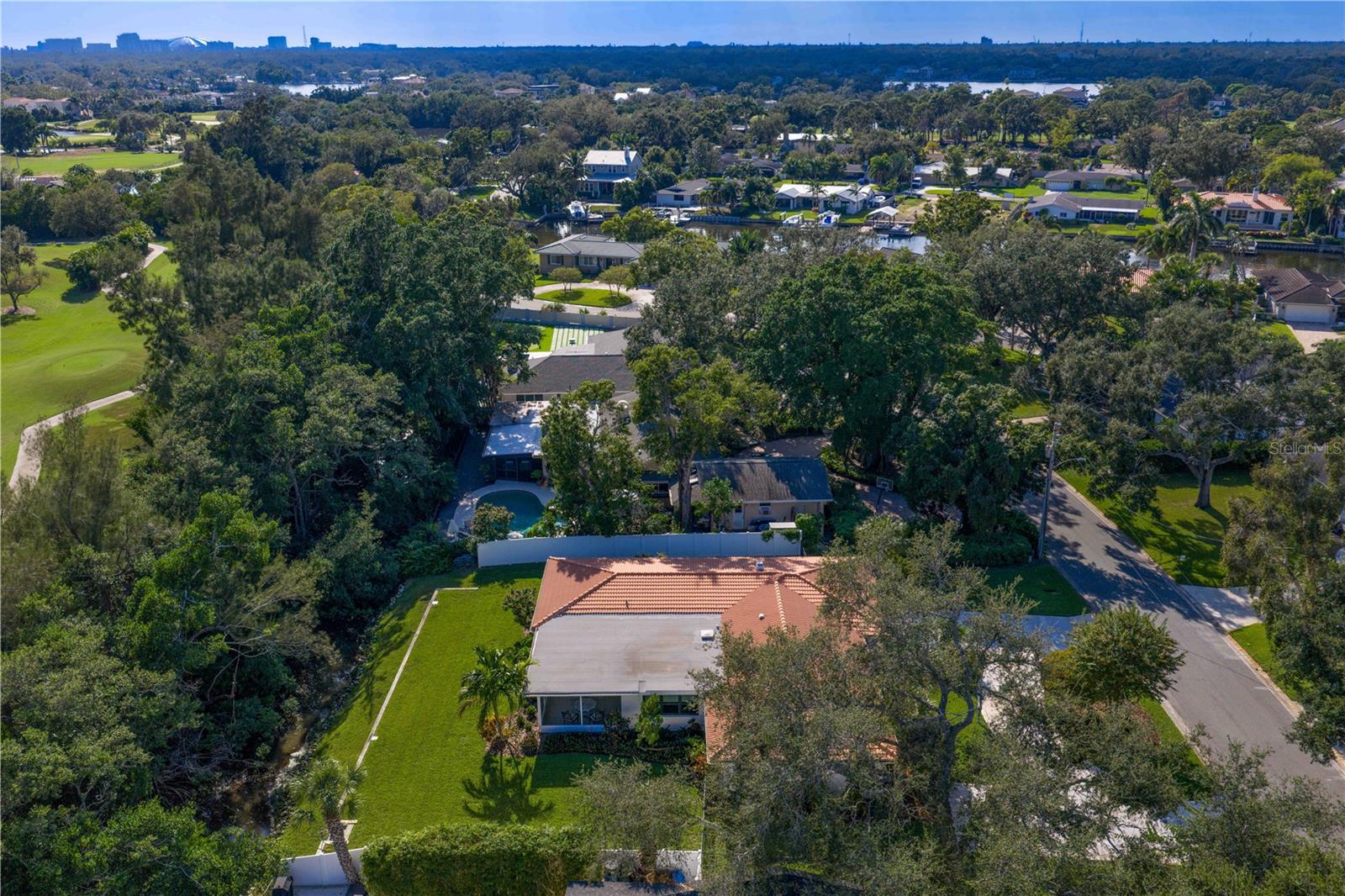 Image 76 of 93 For 936 31st Avenue Ne