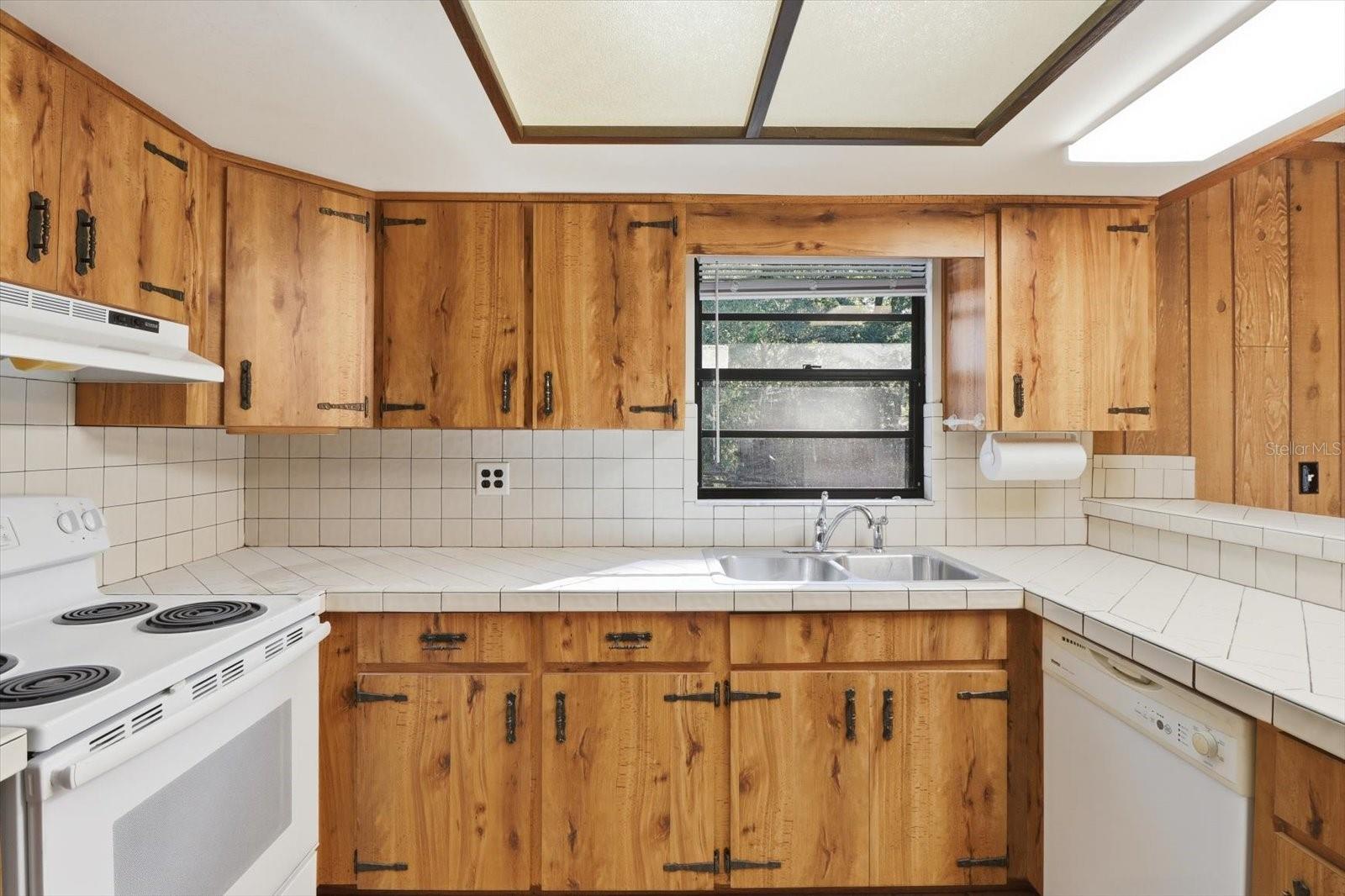 Image 11 of 46 For 8730 Haines Court