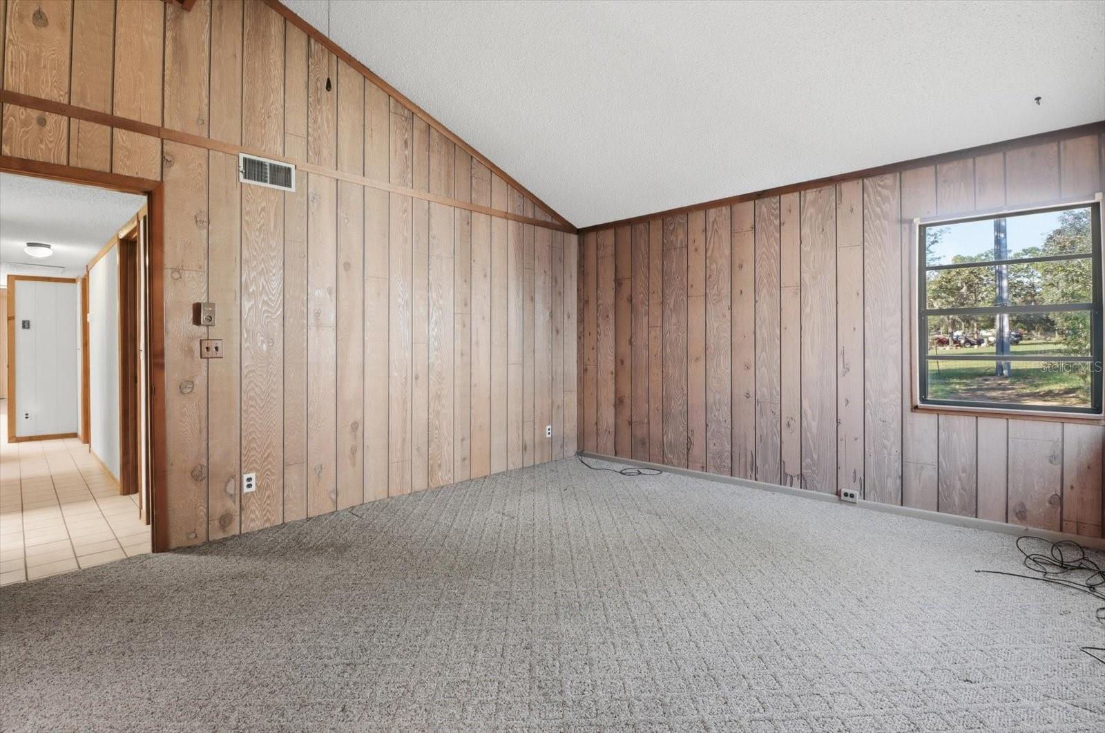 Image 19 of 46 For 8730 Haines Court