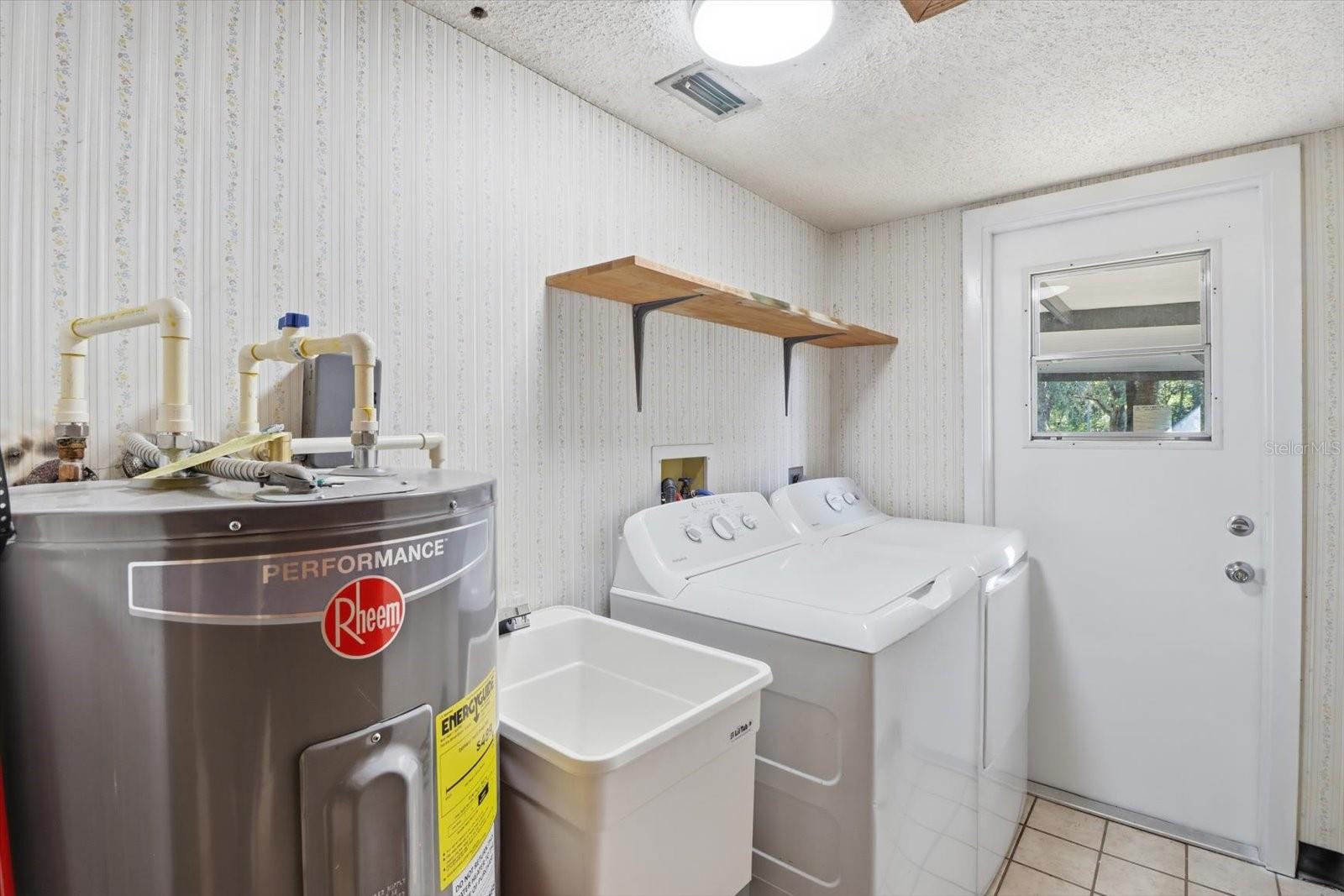 Image 26 of 46 For 8730 Haines Court